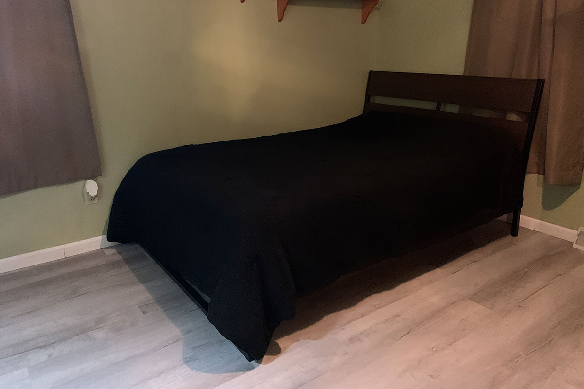 700 Jamesville Ave. - Green Room